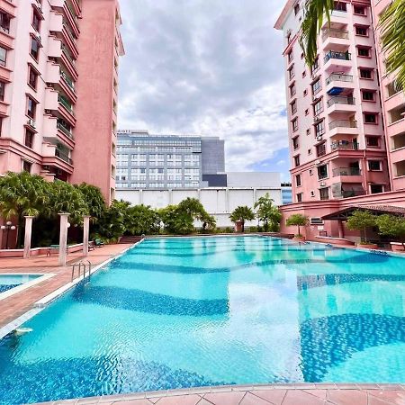 Marina Court Vacation Home 3 Bedrooms - Kota Kinabalu Eksteriør billede