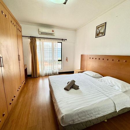 Marina Court Vacation Home 3 Bedrooms - Kota Kinabalu Eksteriør billede