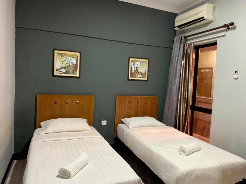 Marina Court Vacation Home 3 Bedrooms - Kota Kinabalu Eksteriør billede