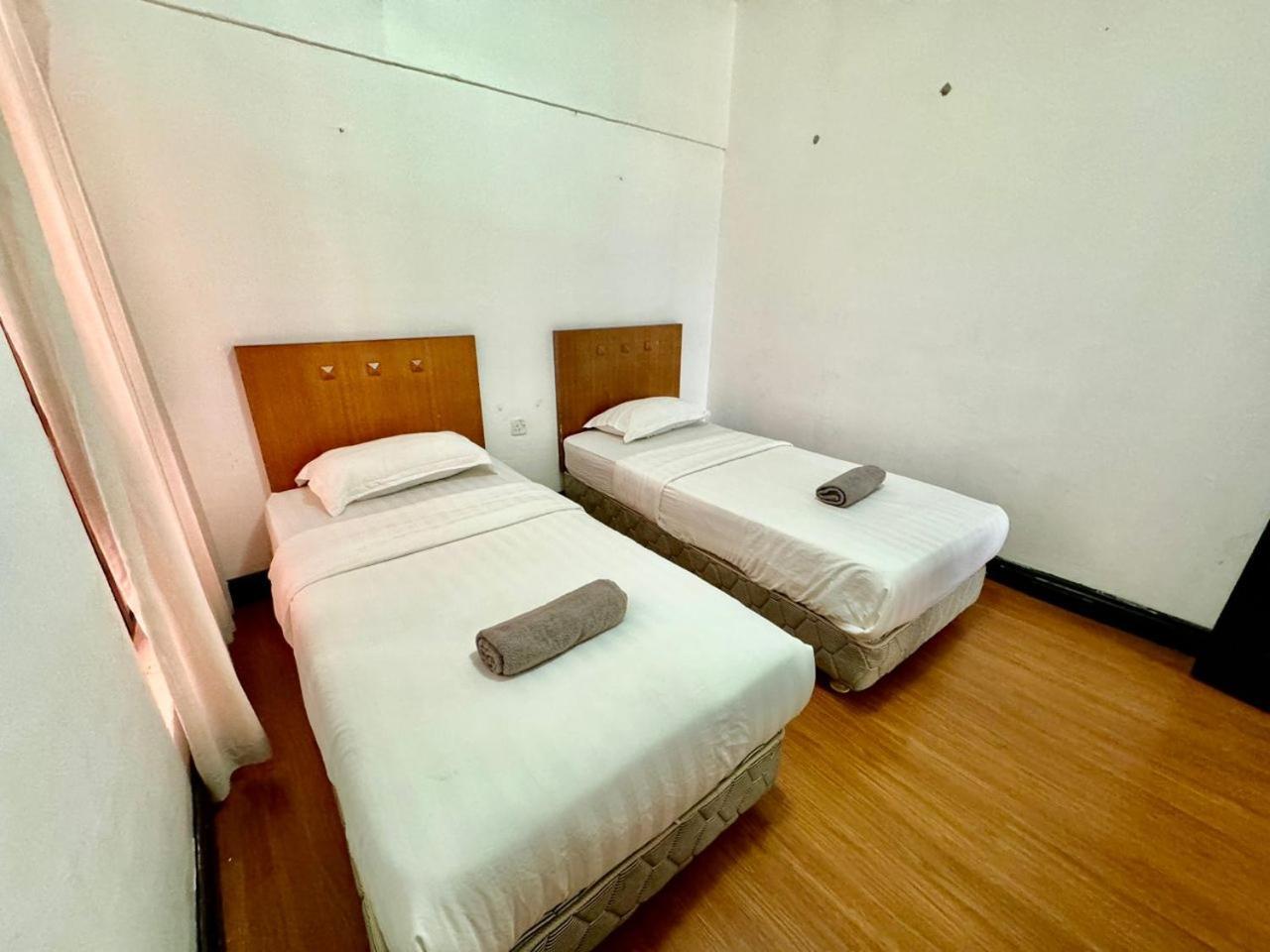 Marina Court Vacation Home 3 Bedrooms - Kota Kinabalu Eksteriør billede